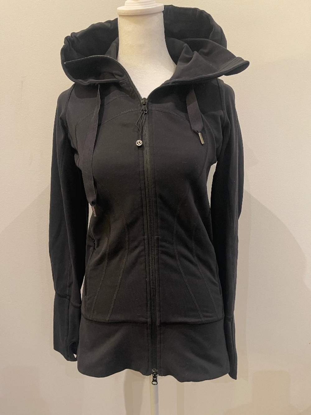 Lululemon Black Stride Full Zip Jacket Size 6
